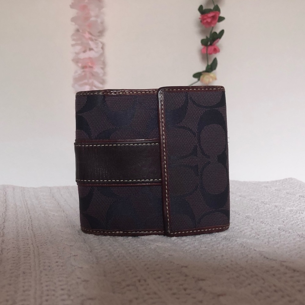 Authentic Coach Wallet - image 1